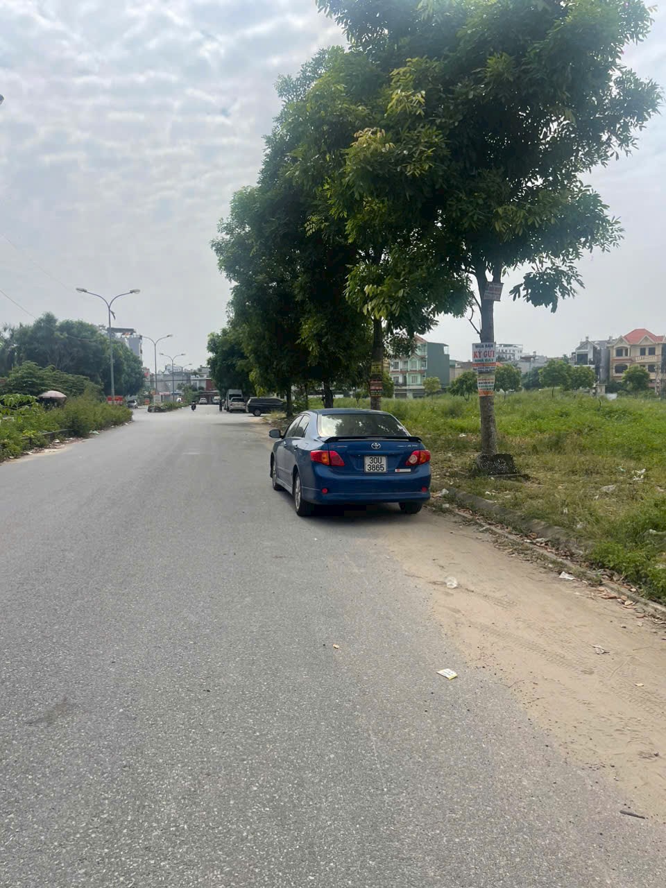 Chủ cần bán lô đất mặt đường 30 M tái định cư cây đa 13 gốc 60M Hải An.