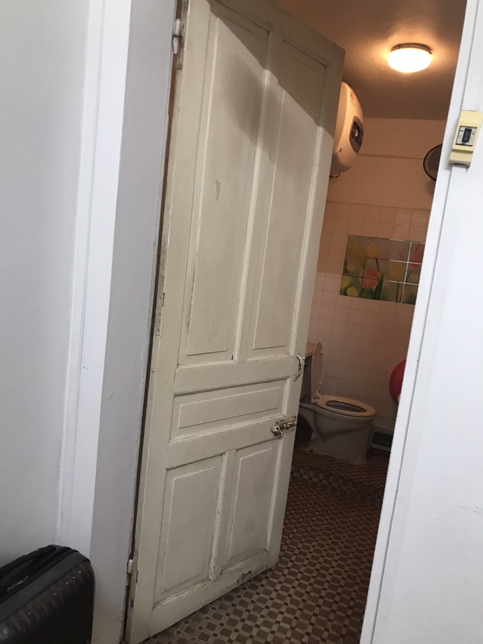 MẶT NGÕ Ô TÔ THÔNG - PHỐ ĐỘI NHÂN - 66M2 X 3 TẦNG - MT 4M - Ở VÀ KINH DOANH TỐT.