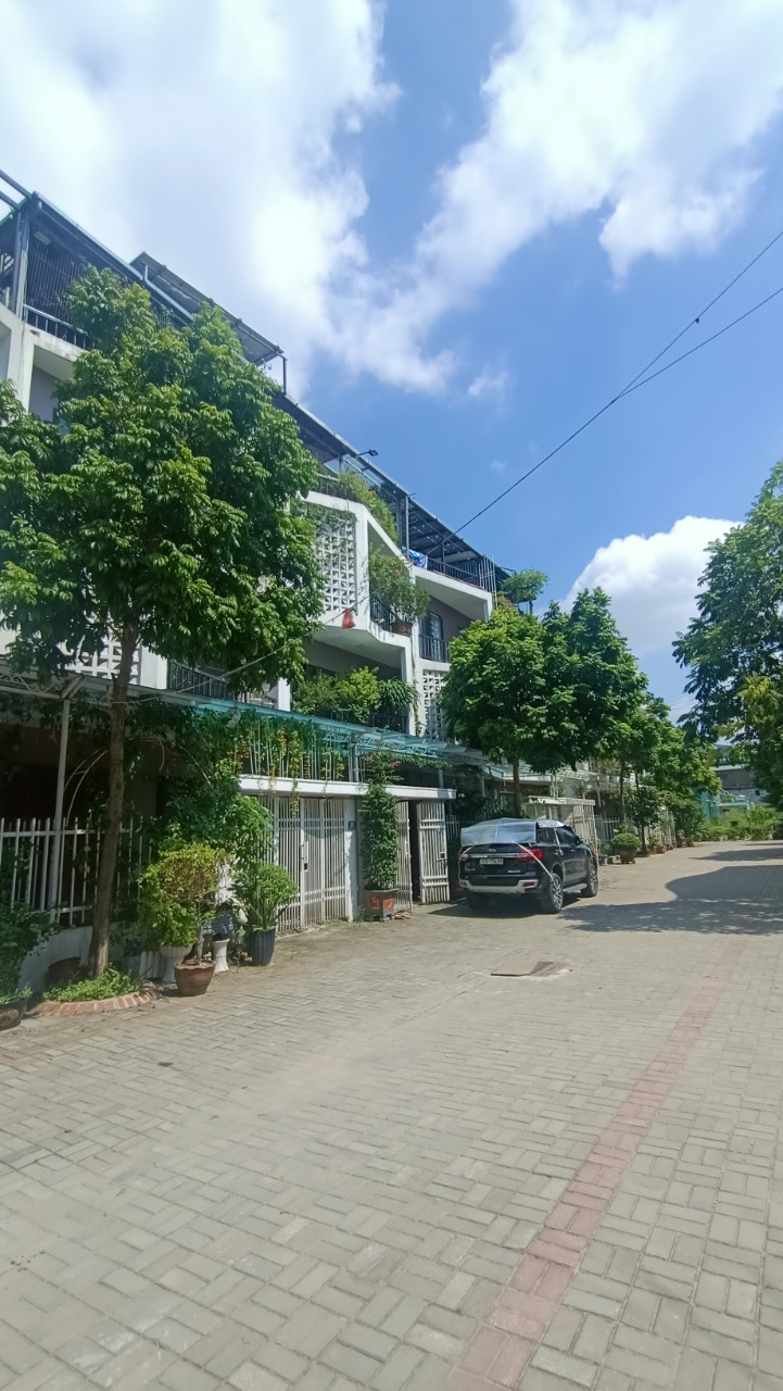 Bán đất Trạm Trôi, Hoài Đức ngõ thông, đường trước nhà 4m, ngõ 2m cách kđt Nam 32 chỉ 50m..