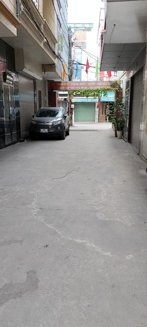 NHÀ ĐẸP DÂN XÂY Ô TÔ QUA NHÀ CỔ NHUẾ GIÁ NHỈNH 4 TỶ THƯƠNG LƯỢNG SÂU.