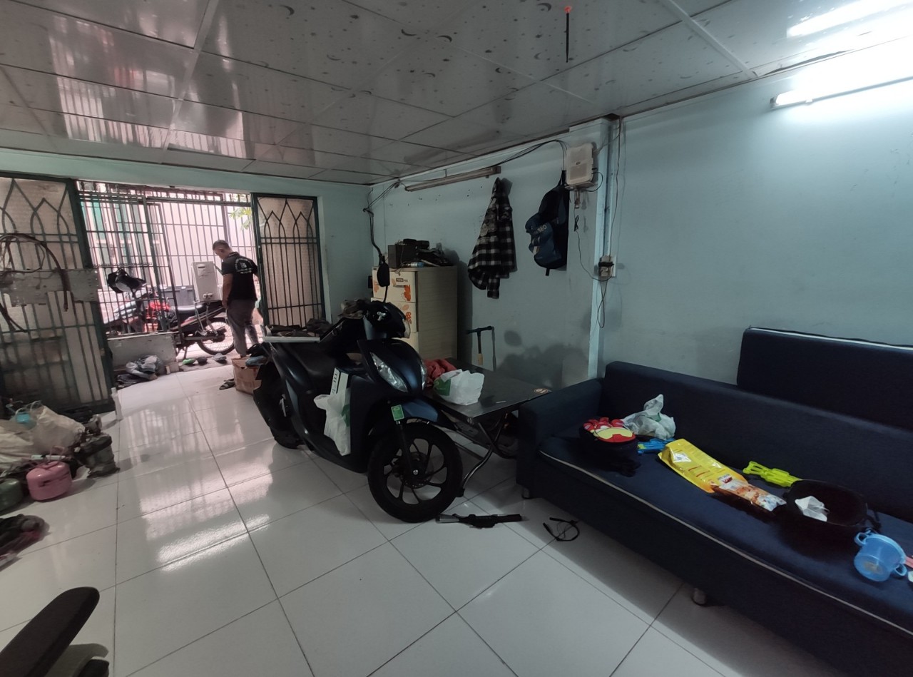 Bán nhà đường Hương Lộ 2 Bình Tân 4x12 trệt 1 lầu hxh gần bệnh viện và Coopmart Bình Tân..