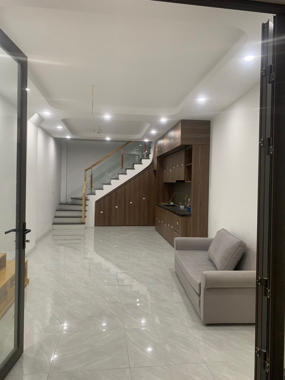 Bán nhà Tây Hồ.Siêu đẹp ở ngay.33m.6.3 tỷ.