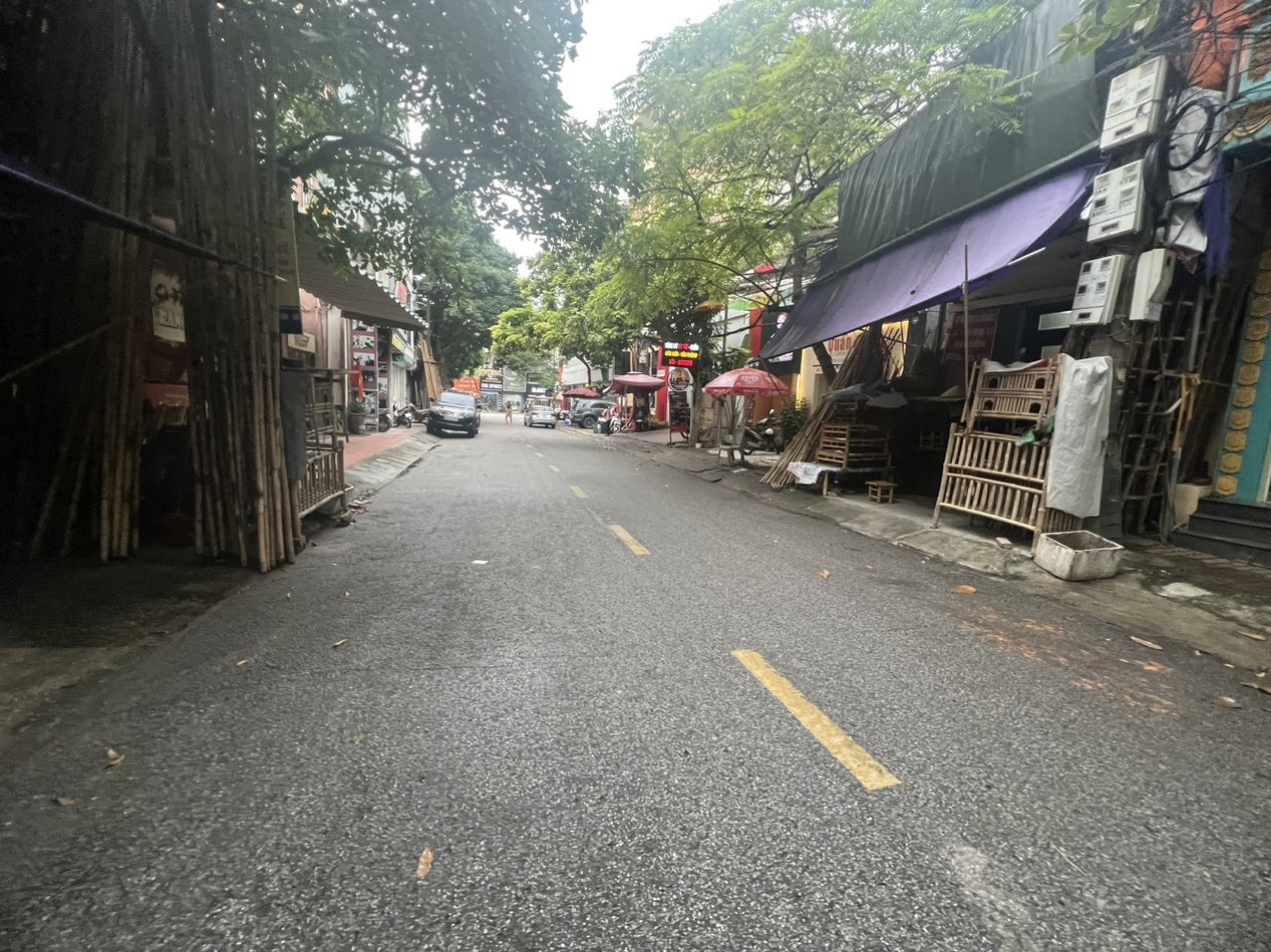 nhà 2 tầng mới xây diện tích 70 m đường ô tô tranh nhau giá chỉ 1,6 tỷ.