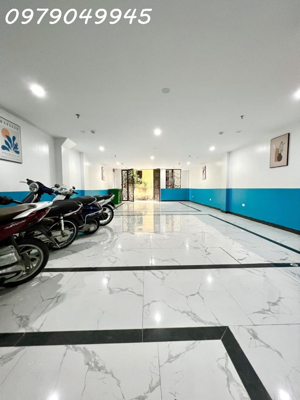 BÁN CCMN NGUYỄN NGỌC VŨ 165M2X6T, 35 PHÒNG KK, Ô TÔ, 2,5 TỶ/ NĂM, GIÁ 35 TỶ.