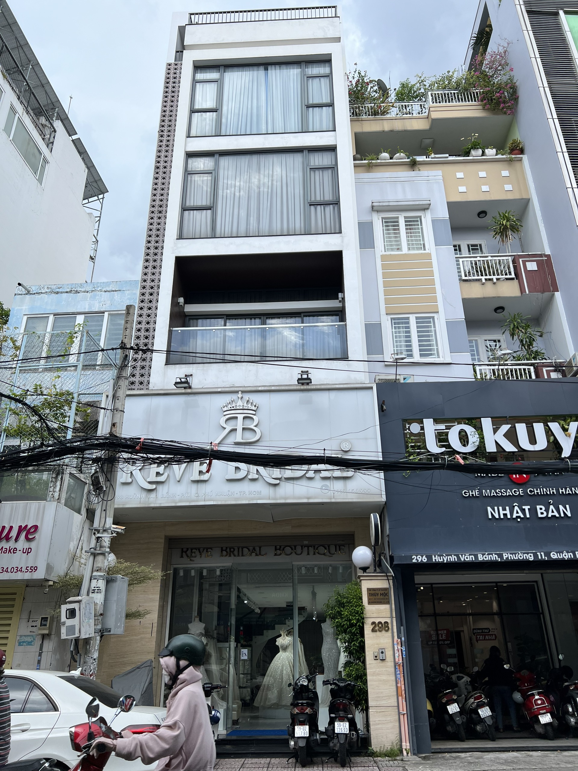 Bán nhà mặt tiền Huỳnh Văn Bánh P11 Quận Phú Nhuận, 5.7X20 CN 96.9M2, 5 tầng - Đoạn đẹp nhất cung đường - Chỉ 33 tỷ TL sâu