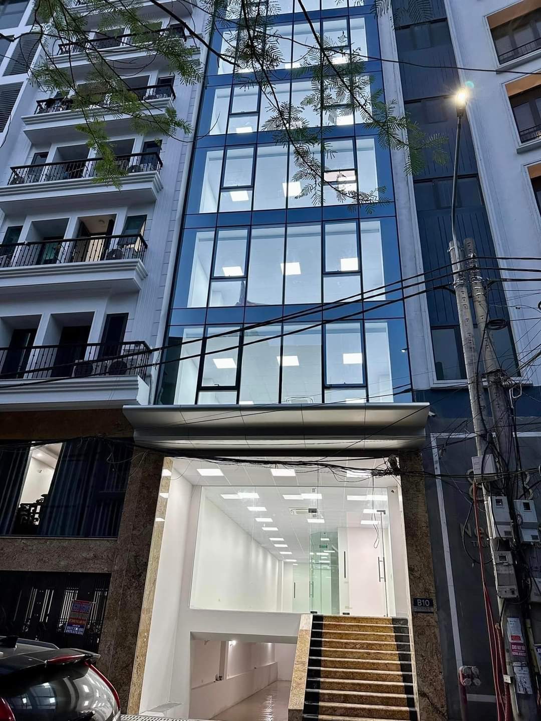 BÁN NHÀ ĐẤT TÂN TRIỀU THANH TRÌ PL VỈ HÈ ÔTÔ TÒA VP VIP>30TỶ 129M 10T.