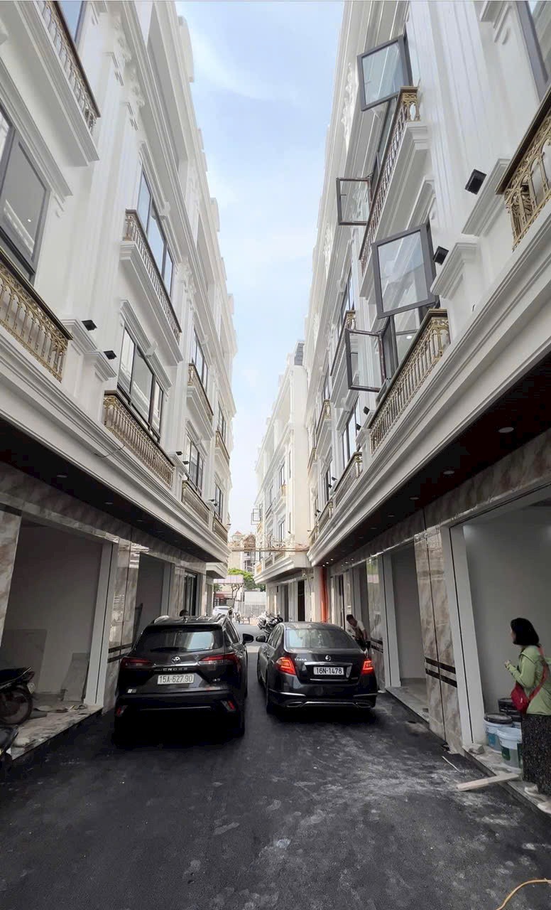 Khu nhà ở cao câp ngay Mặt Đường Nguyễn Bỉnh Khiêm- Ngay Bigc Lê Hồng Phong.