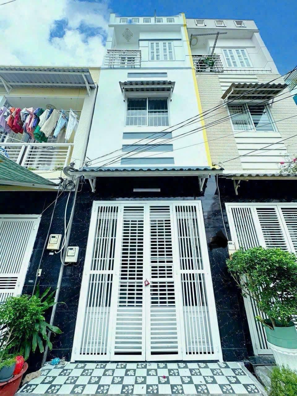 NHỈNH 1TY .NHÀ 3T SHR. H3G HT PHÁT PX NB..