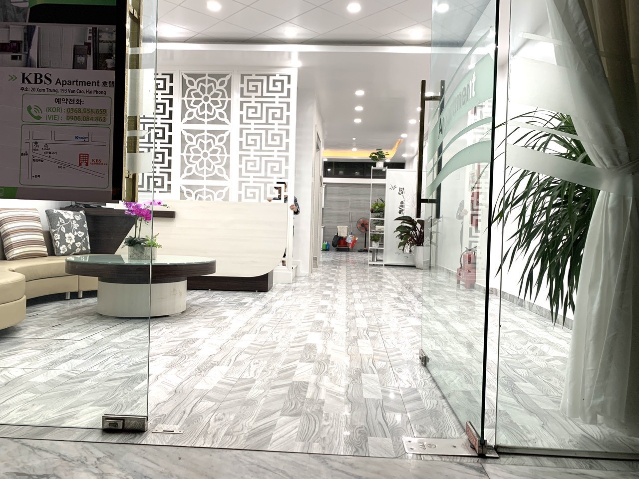 Cho thuê Tòa KS Căn Hộ 9 tầng Văn Cao Đằng Lâm Hải An 14 phòng giá 100 tr