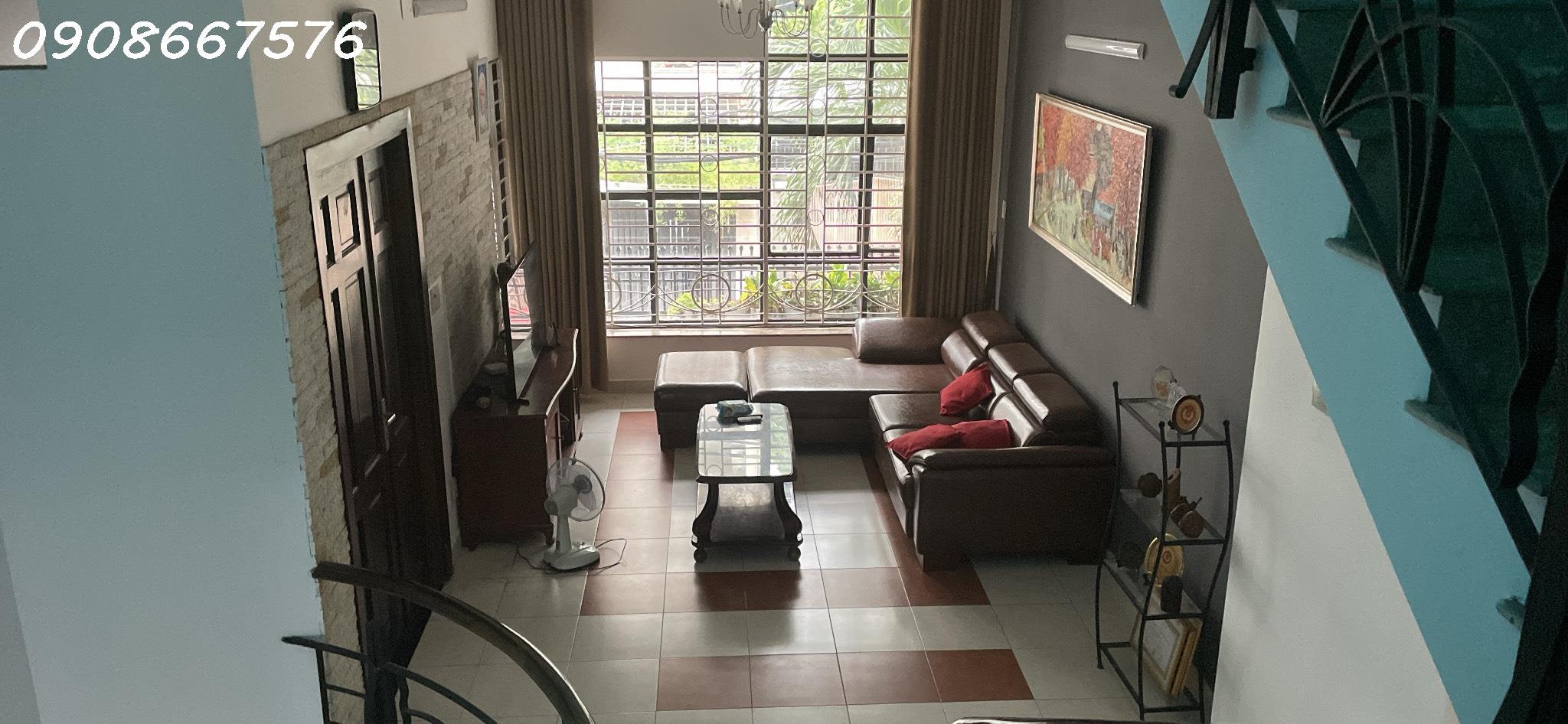 Cho thuê một phần nhà làm văn phòng tại Hẻm 26 Nguyễn Minh Hoàng, P12, Tân Bình.