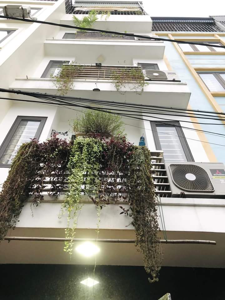 Ngọc thụy, Long Biên 35m2, 5 tầng , lô góc, kinh doanh