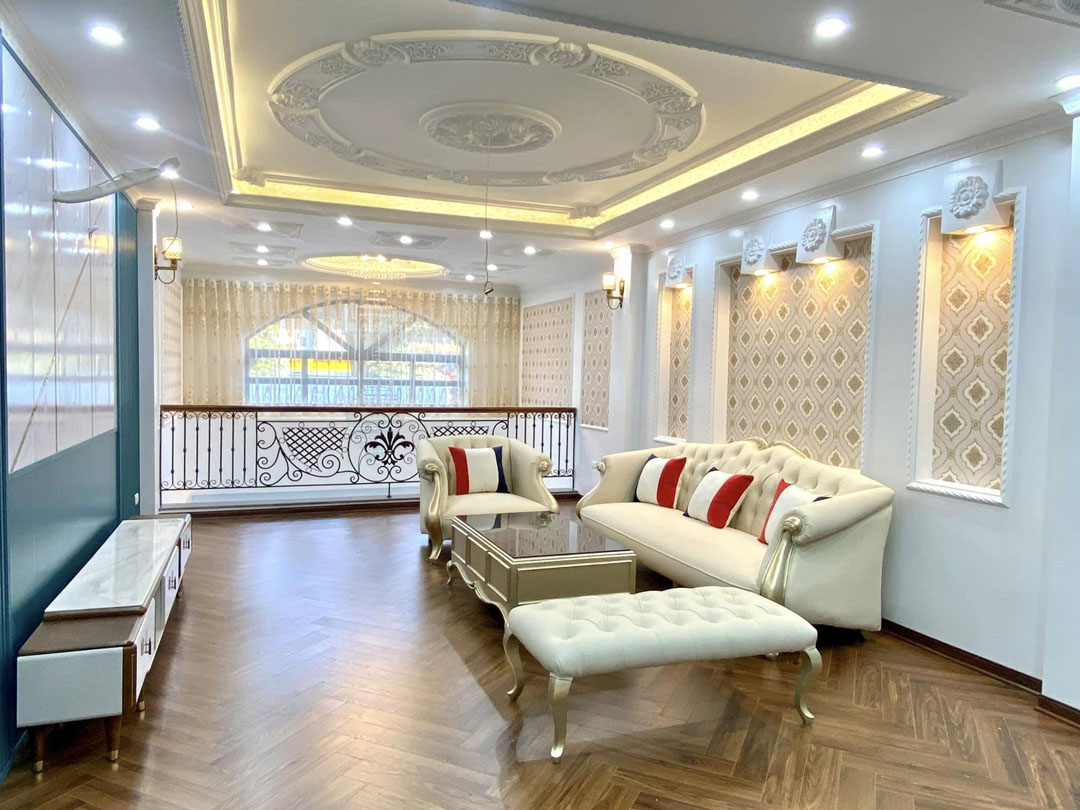 Nhà đẹp lô góc, gara ô tô, thang máy, kinh doanh, Đàm Quang Trung, 68M, 10.2 tỷ