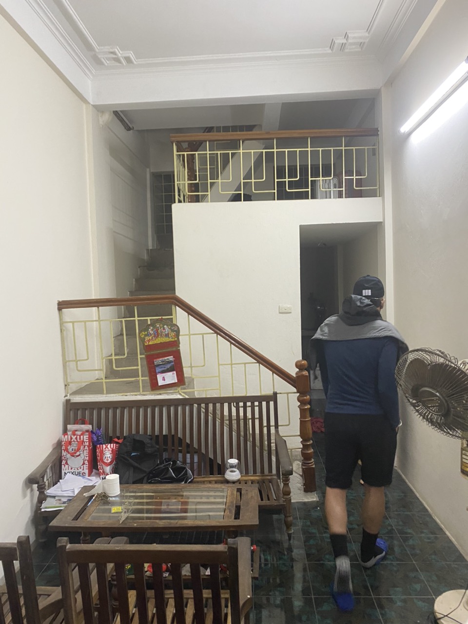 Cho thuê nhà 3 tầng tại ngõ 279 Đội Cấn, Ba Đình. Ưu tiên hộ gia đình. Chỉ 7.5tr