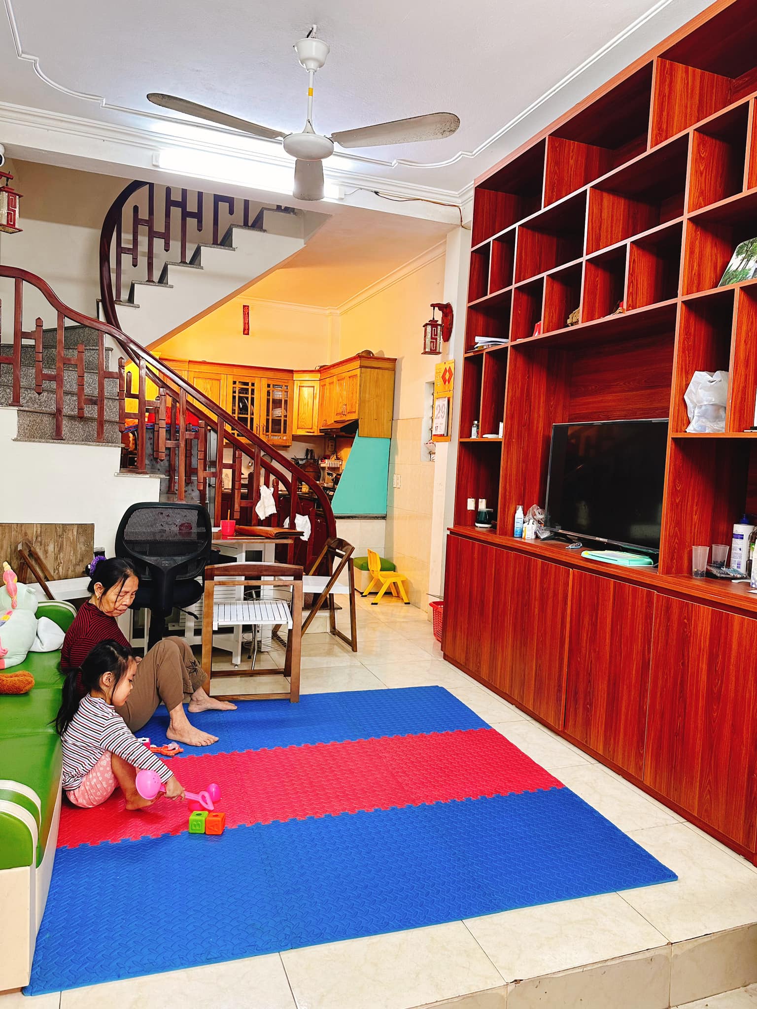 NHỈNH 2 TỶ CÓ NHÀ ĐẸP DÂN XÂY 32M2 Ở CẦU CỐC CHỦ Ở CẨN THẬN GIỮ MỚI NỘI THẤT XỊN