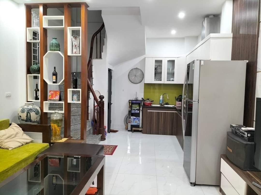 Bán nhà Cầu Am 30m2, 5 tầng giá 4.95 tỷ