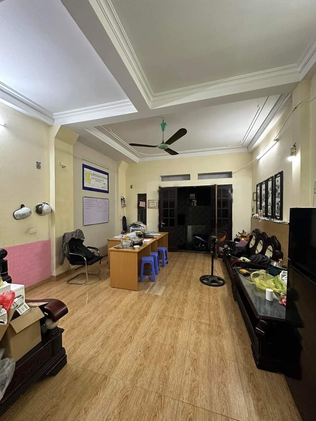 bán nhà 3 tầng, ngay ngã 3 đường Đông Ngạc - giao Thụy Phương 40m2 - giá 2,45 tỷ