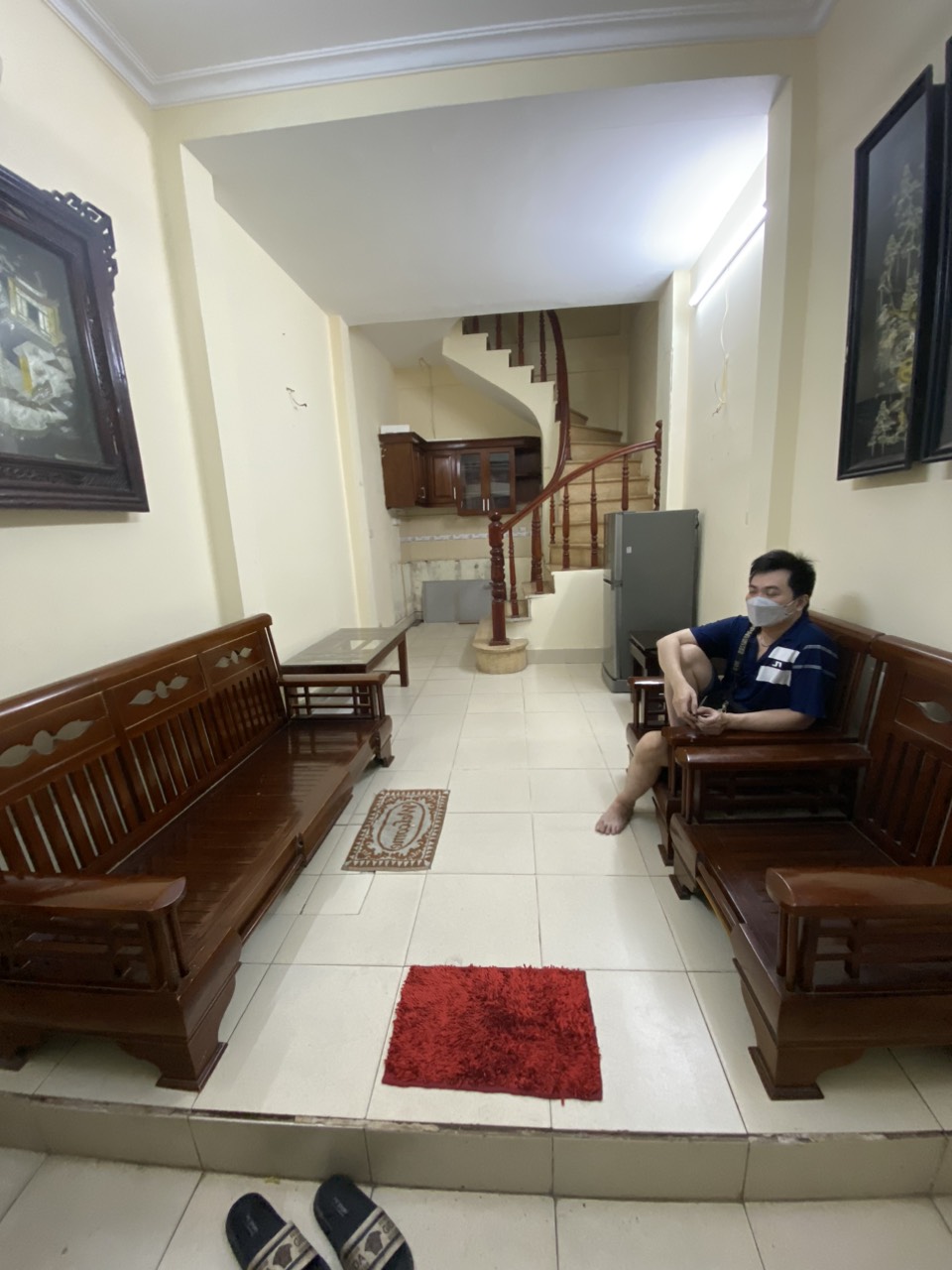 Cho thuê nhà 4 tầng tại ngõ 639 Hoàng Hoa Thám, Ba Đình. Vừa ở vừa kinh doanh. Chỉ 7tr