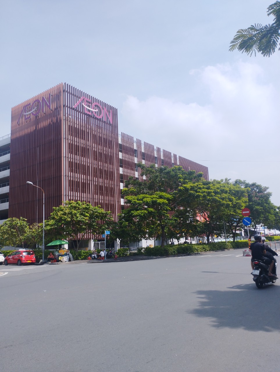 Ngộp Mặt Tiền Sơn Kỳ - AEon Tân Phú - 4x14m - 4 tầng BTCT