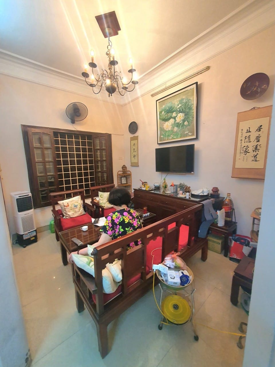 Bán nhà phố Xã Đàn, Đống Đa, gần phố, ở ngay 4 tầng 61m2 giá 8.8 tỷ