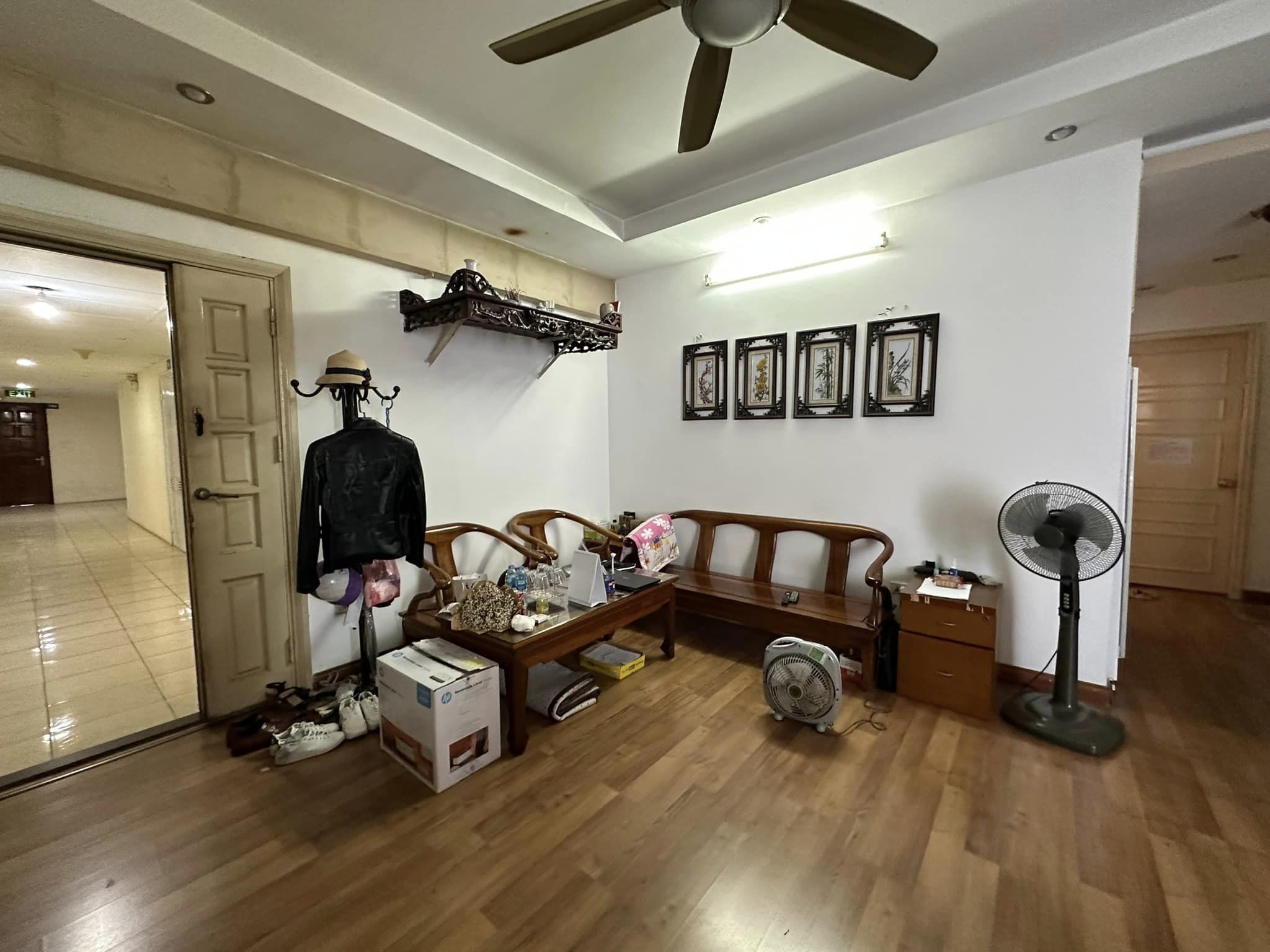 Bán Căn hộ Chung cư Thành Ủy Hà Nội phố Nguyễn Ngọc Vũ 77m2 giá 3.35 tỷ