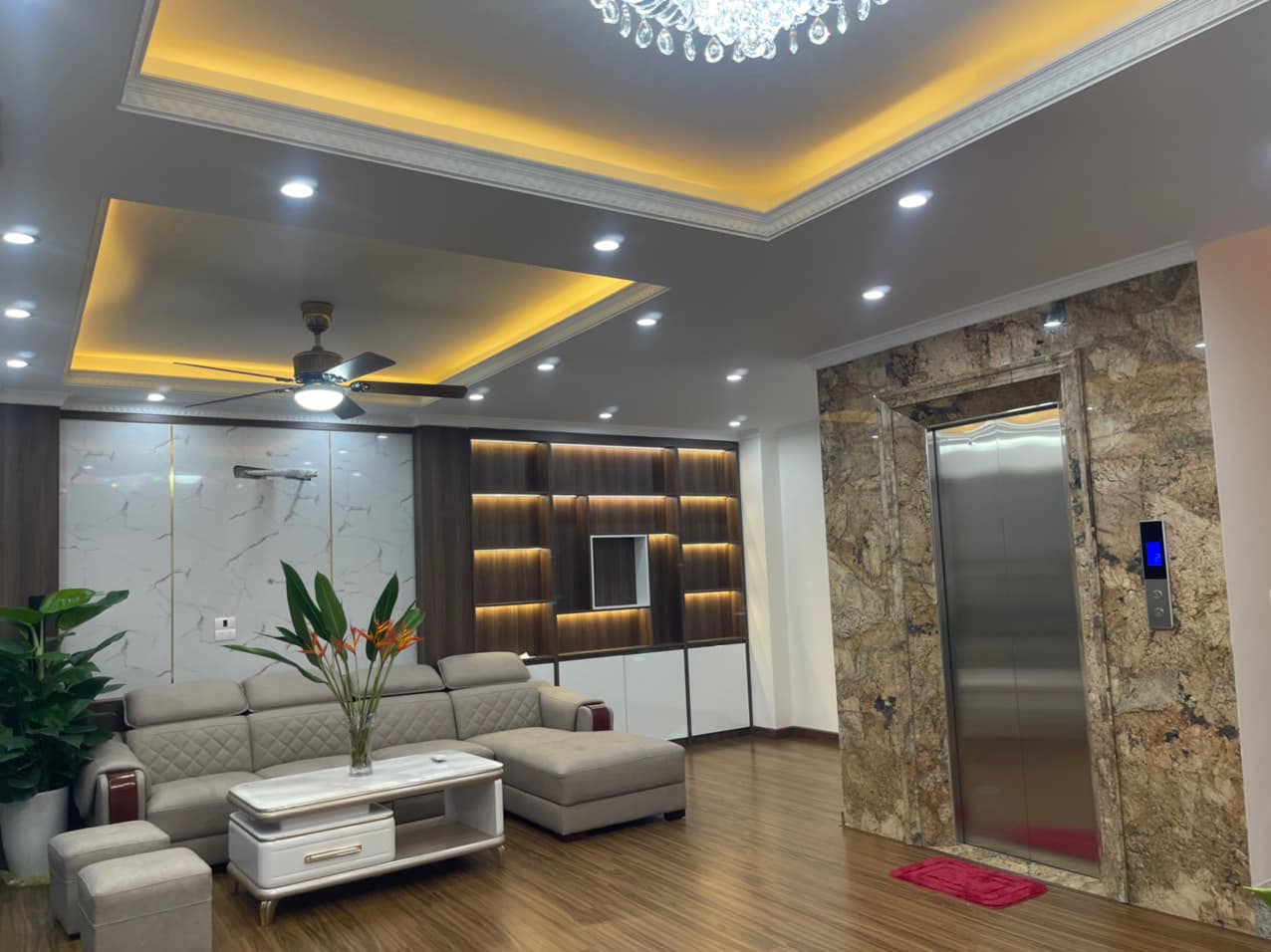 Bán nhà Tôn Đức Thắng, Đống Đa tiện kinh doanh, ở ngay 8 tầng 44m2 giá 11.5 tỷ