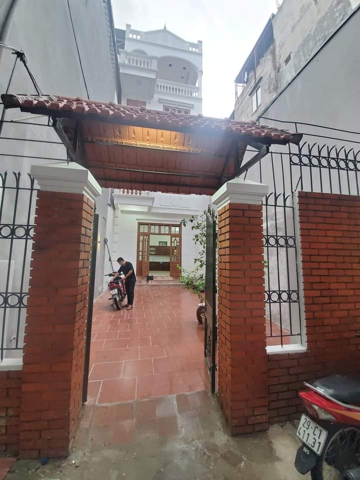 BÁN NHÀ 4 TẦNG MỚI PHỐ XÃ ĐÀN 88M – MT 4.6 – 7.6 TỶ.