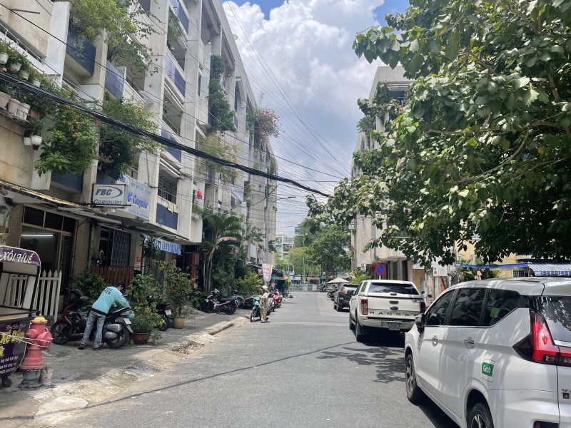 3131- Bán Nhà P09 Quận 3 Hẻm 17/ Trần Quốc Thảo DT : 75M2 Giá 9 tỷ 5