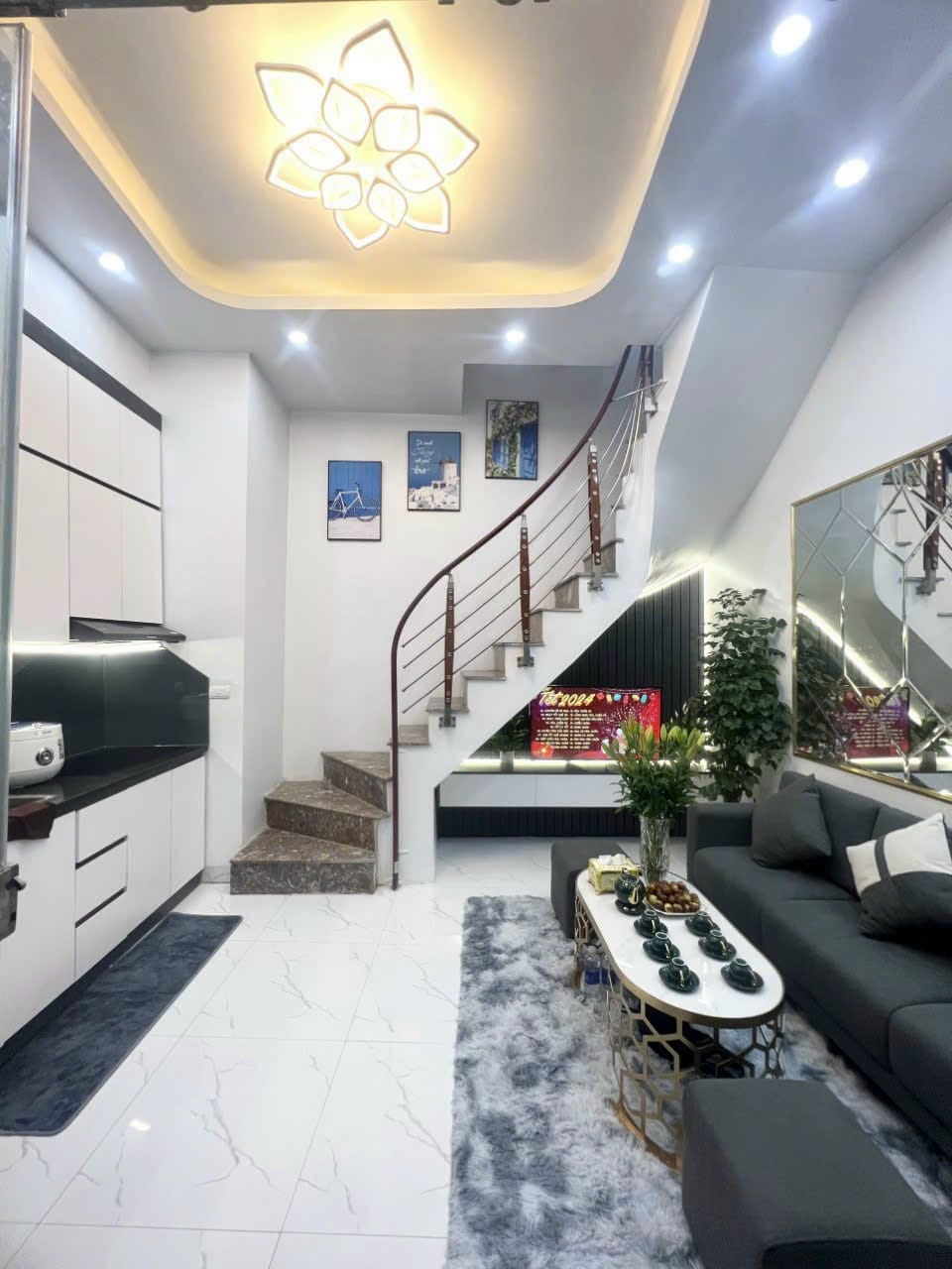 BÁN NHÀ XÃ ĐÀN MẶT NGÕ THÔNG KINH DOANH BUÔN BÁN ONNINE,GIÁ:2.78 TỶ- GẦN PHỐ GẦN ÔTÔ CHỦ TẶNG FULL NỘI THẤT SANG SỊN