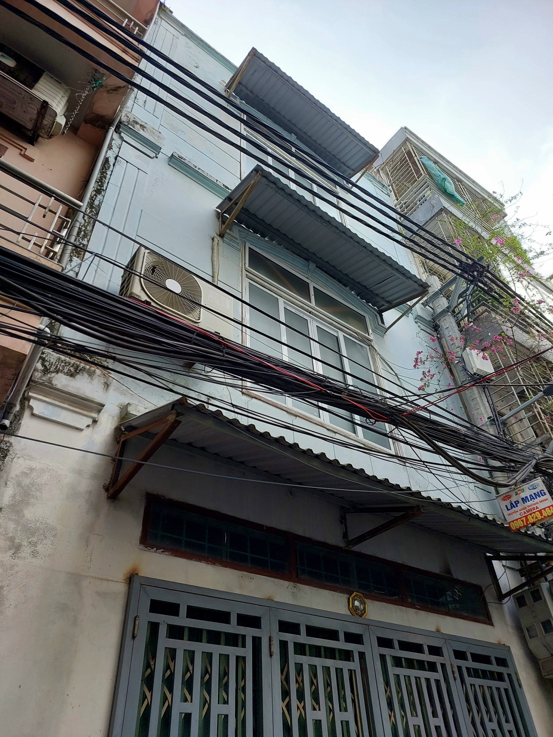 BÁN NHÀ MẶT NGÕ RỘNG PHỐ TRƯƠNG ĐỊNH-HOÀNG MAI. Ô TÔ ĐỖ CÁCH NHÀ 15M. DT 43m2, GIÁ 4TỶ. HƯỞNG CHỌN TIỆN ÍCH KHU CHUNG CƯ LIỀN KỀ