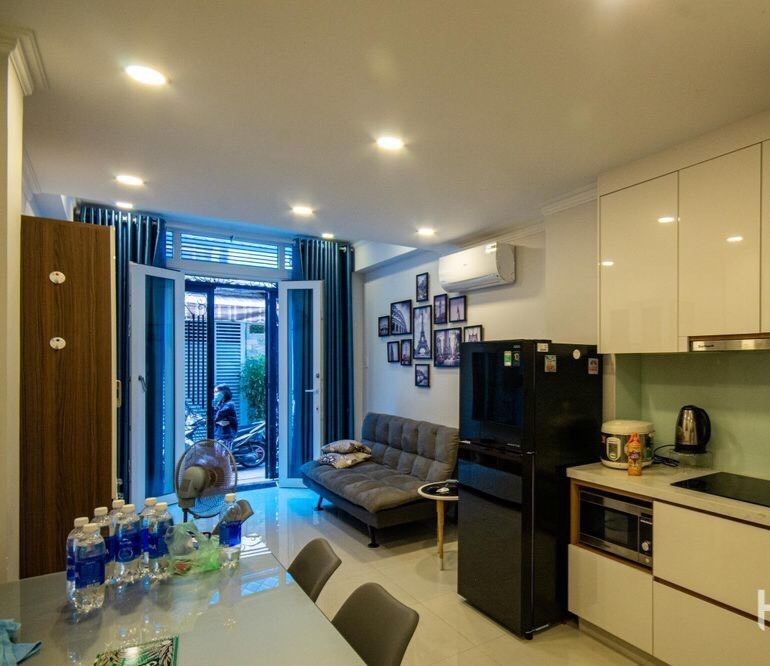 Bán gấp nhà hẻm 4m, 5 tầng đường Trần Hưng Đạo, giá chỉ 6.7 tỷ TL.