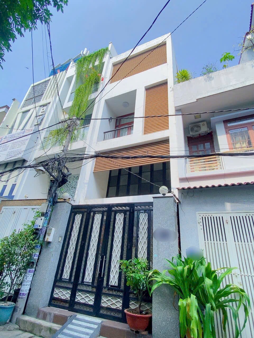 Bán nhà hẻm xe hơi 7m thông đường Tân Hương,DT:4x17m đúc 4 tấm nhà mới giá 8.3 tỷ