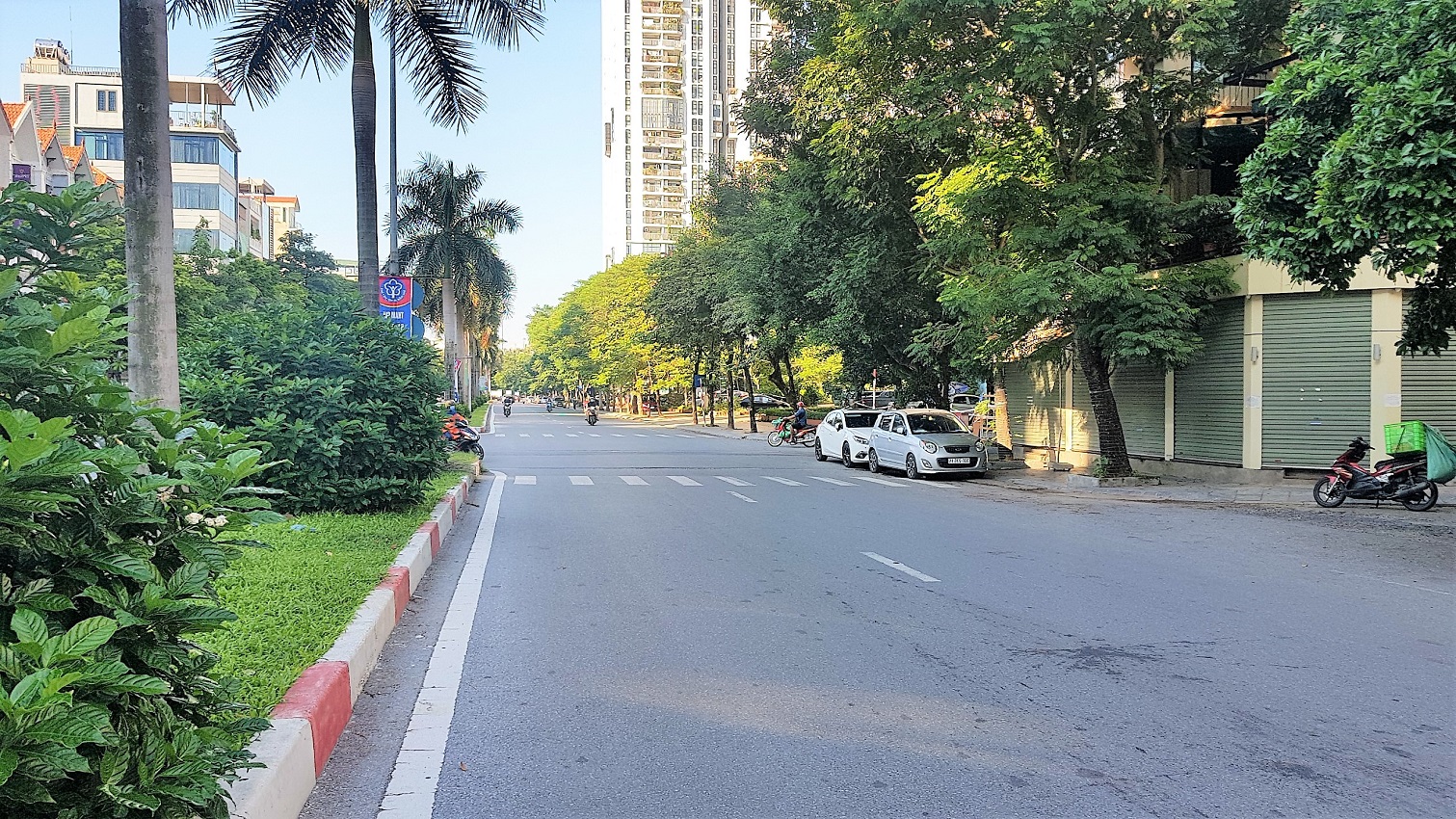 Nhà phố KĐT Văn Quán, Hà Đông. Vỉa hè, oto tránh, Ở , KD, Thang Máy. 82m2 x MT5m x 6T 18Tỷ