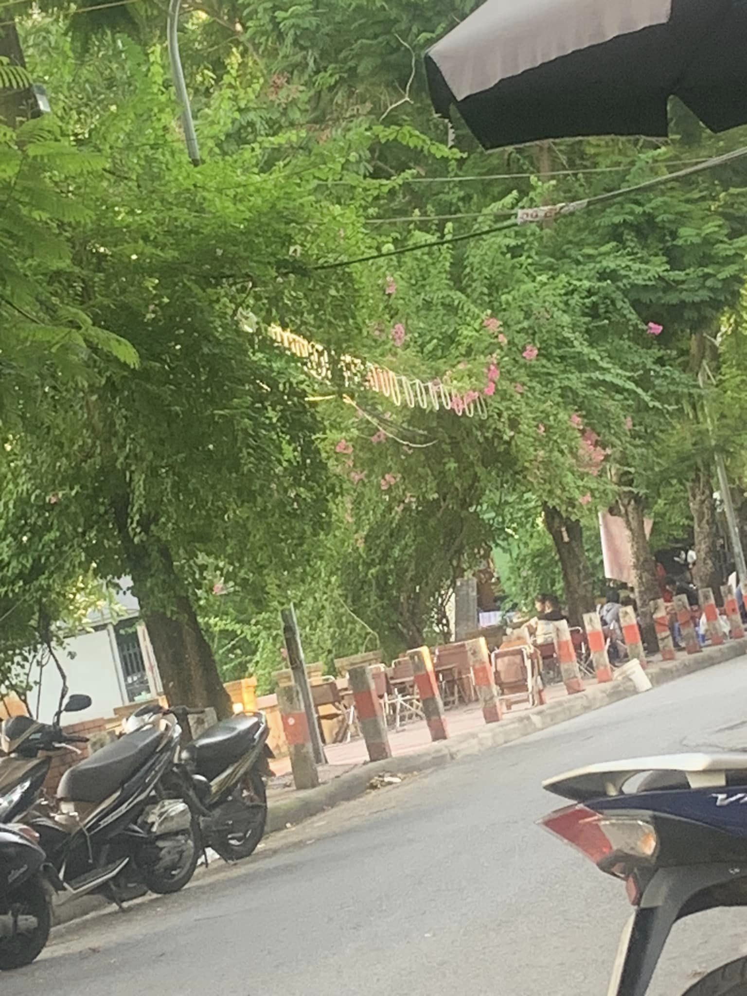 Bán nhà mặt phố Chùa Láng 140m², 4 tầng, MT 6.2m, Chào Giá 48 tỷ Đống Đa. Chi tiết liên hệ : O94lO7l689