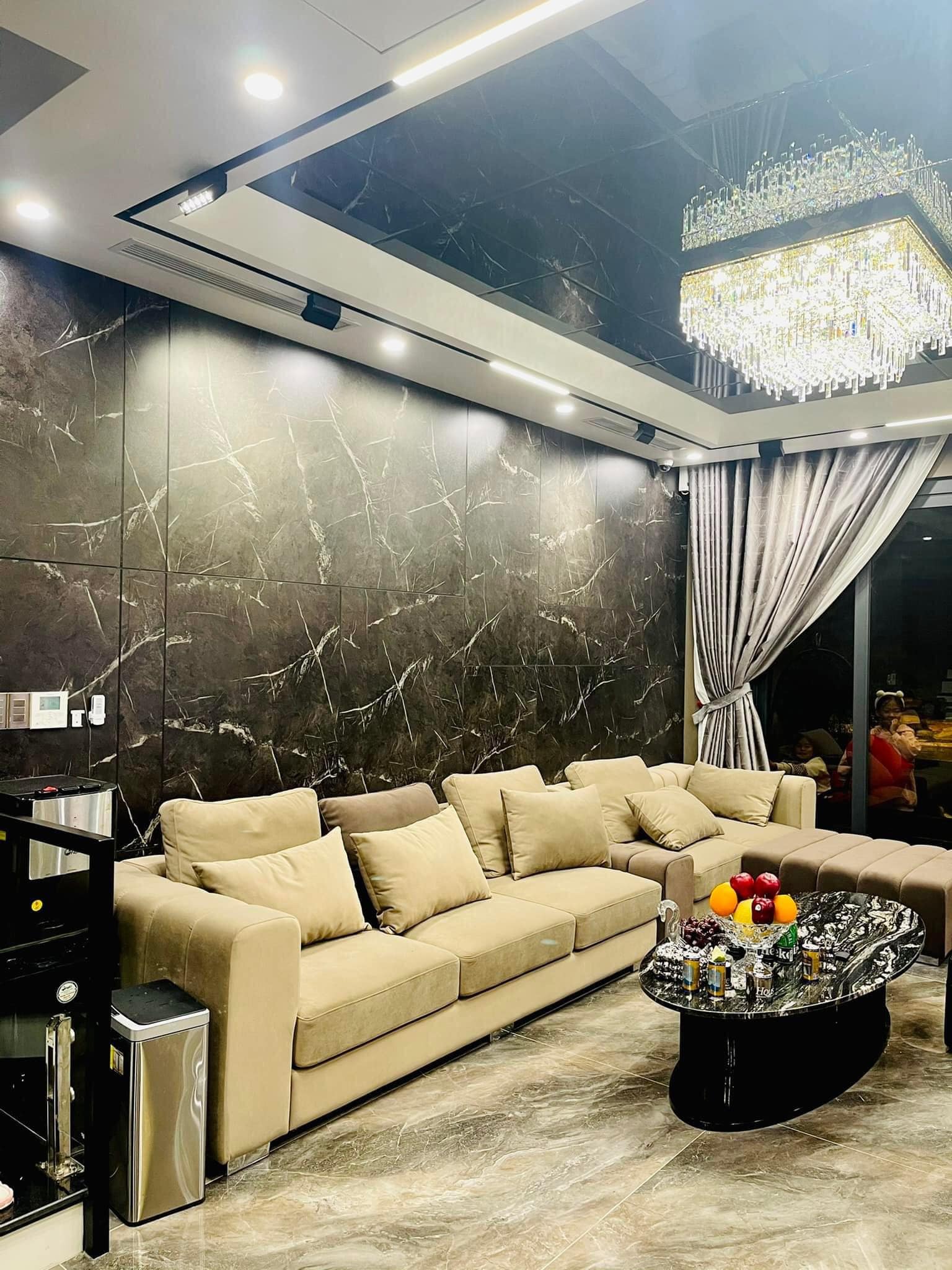 Bán nhà Hào Nam, Đống Đa, gara oto, thang máy, 58m2, 7 tầng, 17 tỷ, LH Ms Linh 0886288810