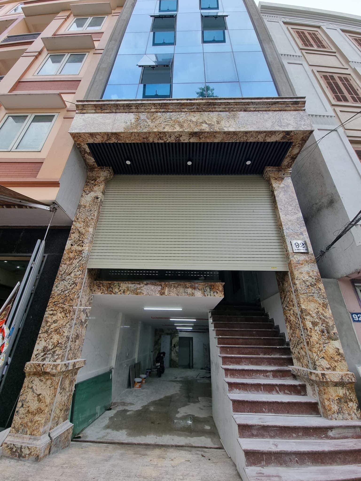 VIP !! Cho thuê tòa VP 130mx9T thông sàn thang máy Cầu Giấy 150 tr có giảm MỚI TINH 0969040000