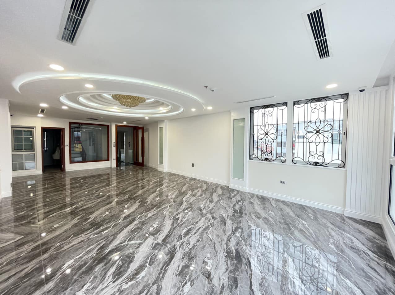 Bán toà nhà văn phòng MP Nguyễn Văn Tuyết 75m2 x 9T MT 6M, 50 tỷ