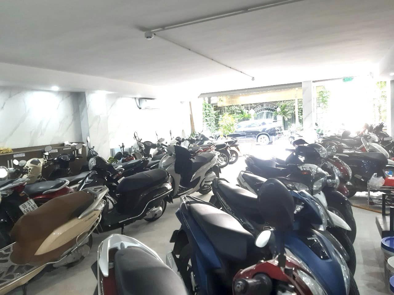 10 Tầng Mặt Phố lô Góc 3 Mặt Thoáng 230M2 Mặt Tiền 12M 79 Tỷ- TRƯỜNG CHINH