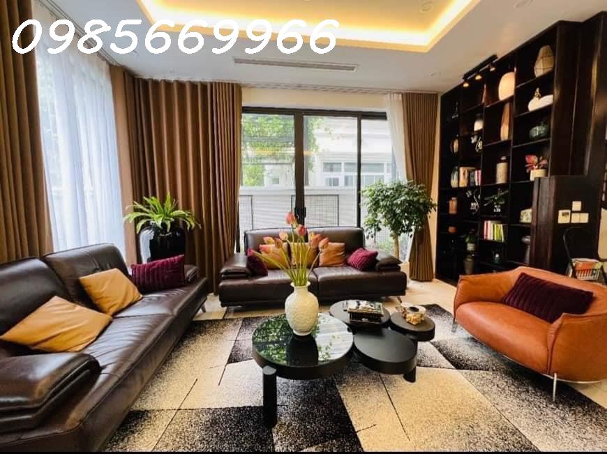 Mới đẹp Lung Linh , Phố đinh Công , 35m- 4 tỷ , gần ô tô