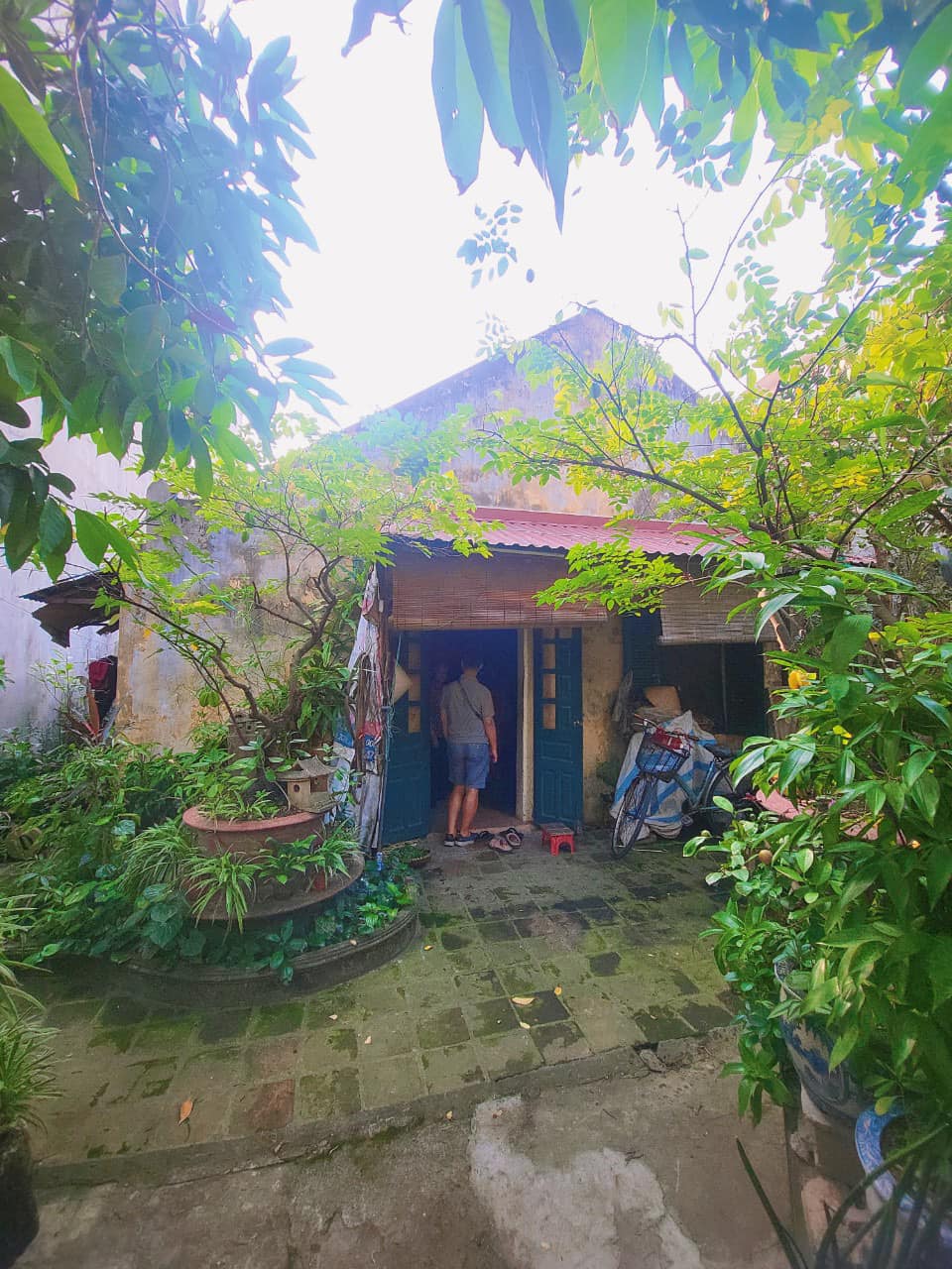 Bán gấp nhà C4 ô tô mặt tiền 8.5m An Dương Vương, Tây Hồ 150m2 giá 14.2 tỷ