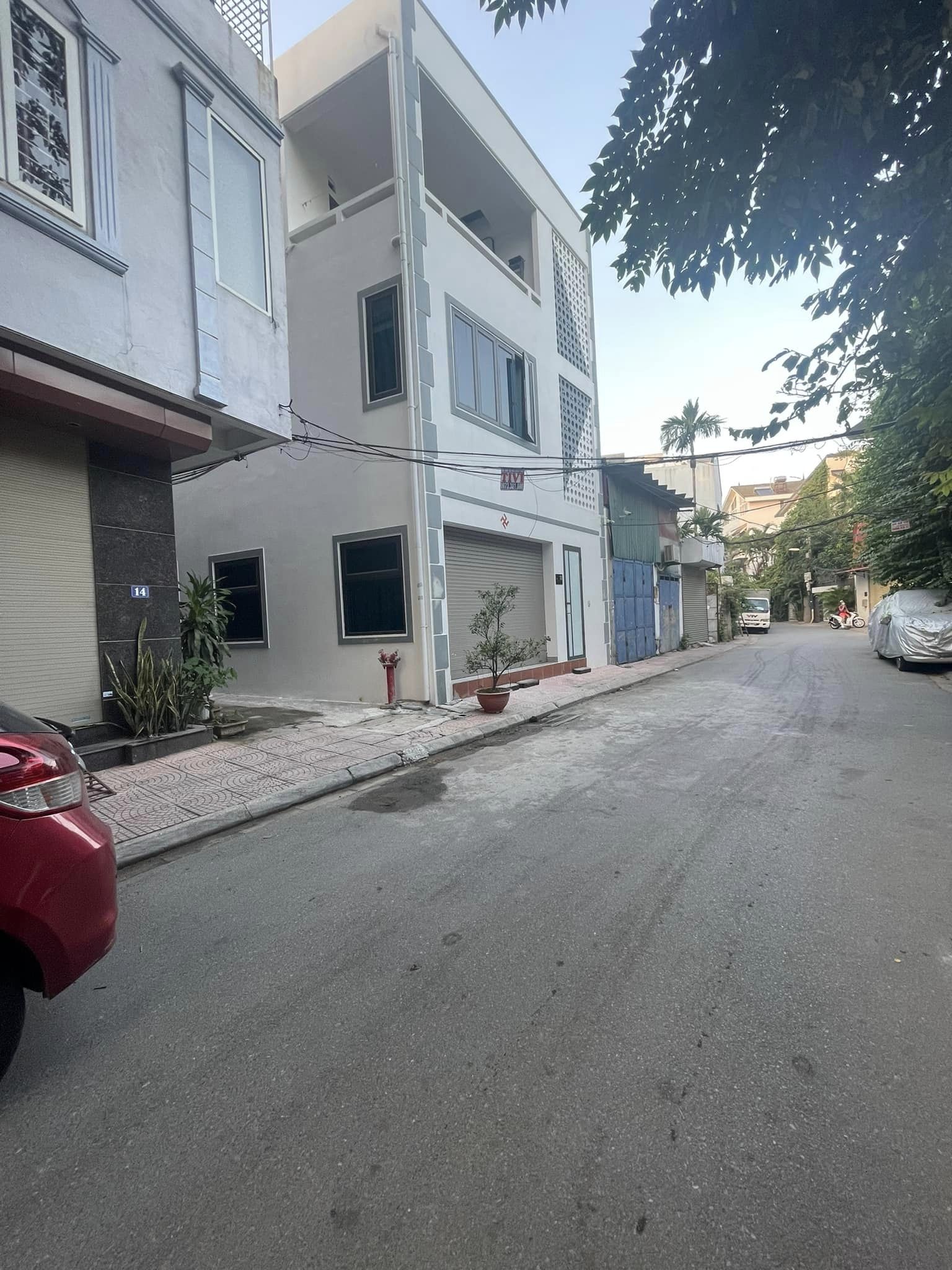 Bán đất phố Ngô Gia Tự, 50m2 nhỉnh 5 tỷ, ô tô tránh, kinh doanh hoặc ở đều sướng. Giá tốt