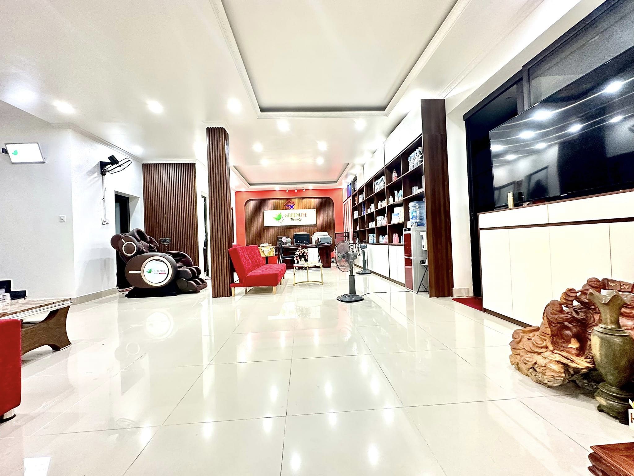 Bán nhà mp Tương Mai siêu rộng, đầu tư xây building full phòng. Dt 174m2 x 3t mt 2/10 giá 27 tỷ