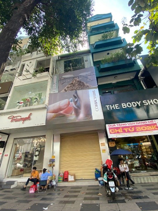 Chỉ 70tr, Cho Thuê Mặt Tiền Nguyễn Trãi, Q1(4x20-3 Tầng), Sát Vòng Xoay Ngã Sáu Phù Đổng