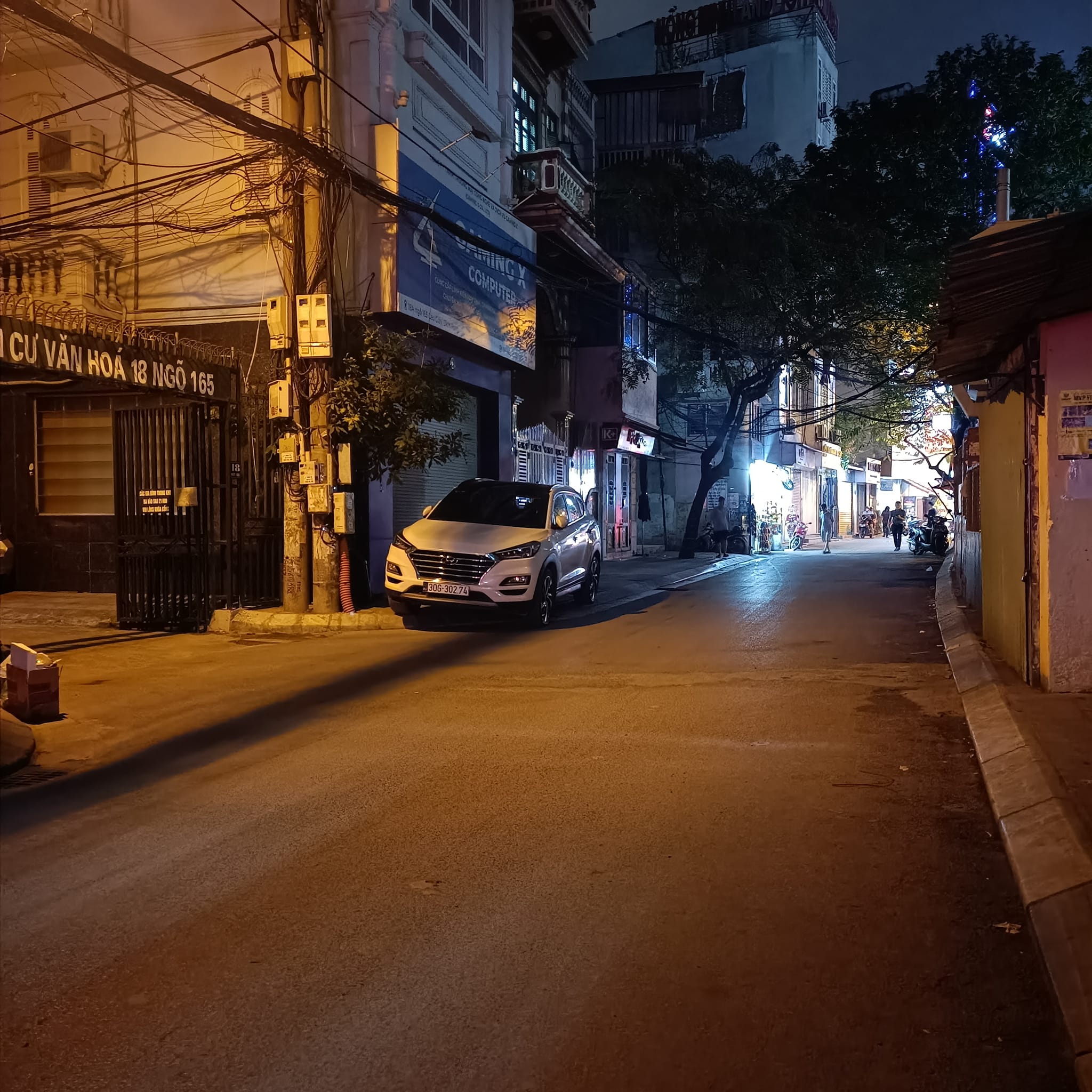 HÀNG HIẾM CẦU GIẤY - NHÀ ĐẸP Ở NGAY - PHÂN LÔ OTO - KINH DOANH - 50M RA PHỐ - DT 40m2x5T – 6.85 tỷ