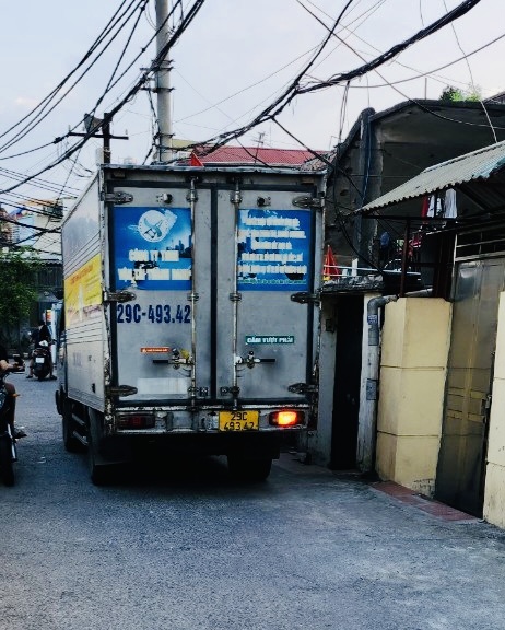 BÁN NHÀ TẬP THỂ TẦNG 1 364 GIẢI PHÓNG QUẬN HOÀNG MAI - 100M 4PN - CHỈ 1.95 TỶ SĐCC OTO TRÁNH KINH DOANH ĐỈNH CAO