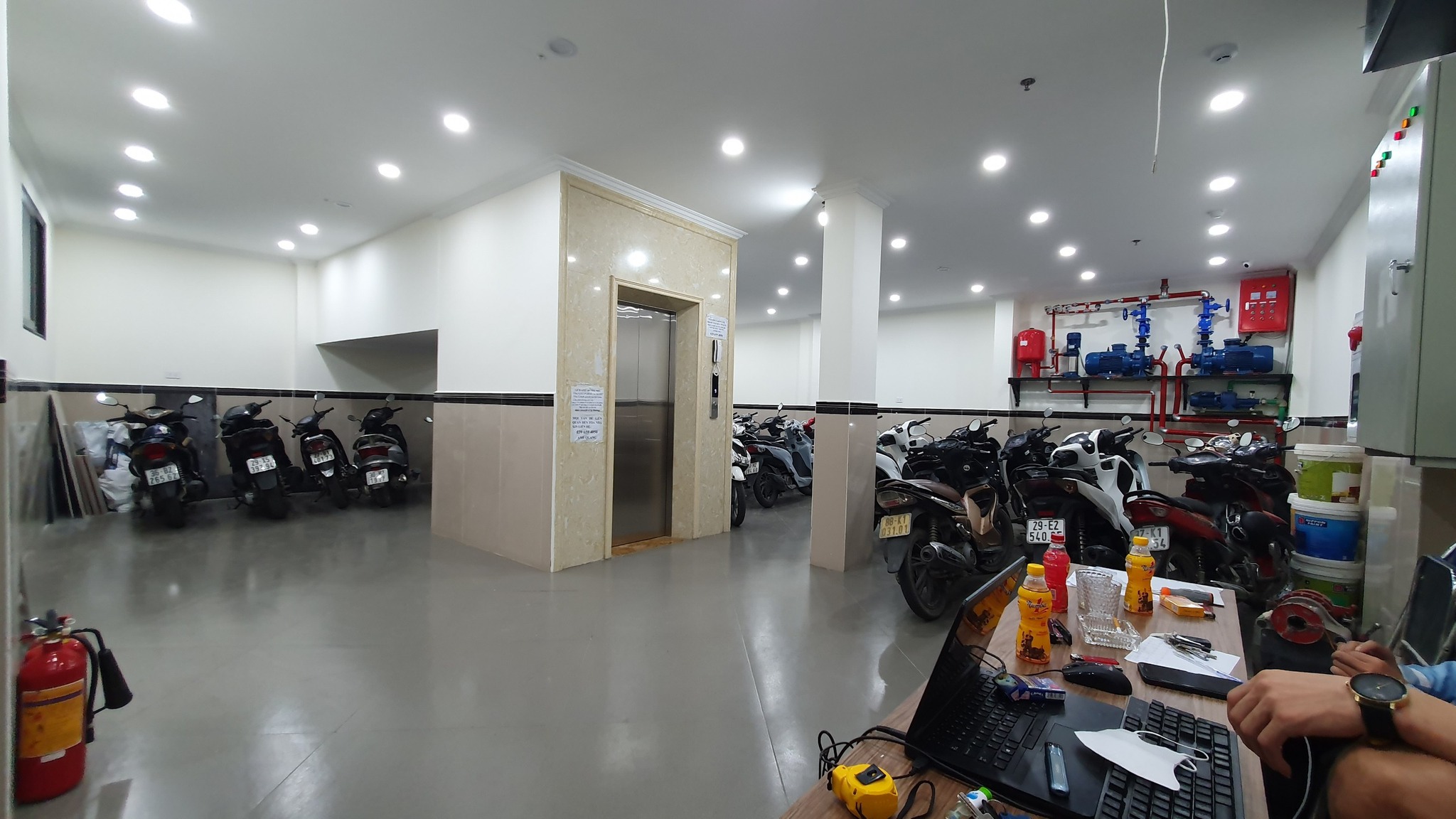 Bán nhà 9 tầng thang máy phố Hồ Tùng Mậu, Cầu Giấy, doanh thu 3 tỷ6/năm, 157m, 39 tỷ