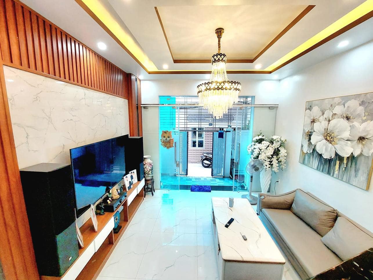 BÁN NHÀ THIÊN LÔI CHỢ ĐÔN NỘI THẤT ĐẸP GIÁ RE.