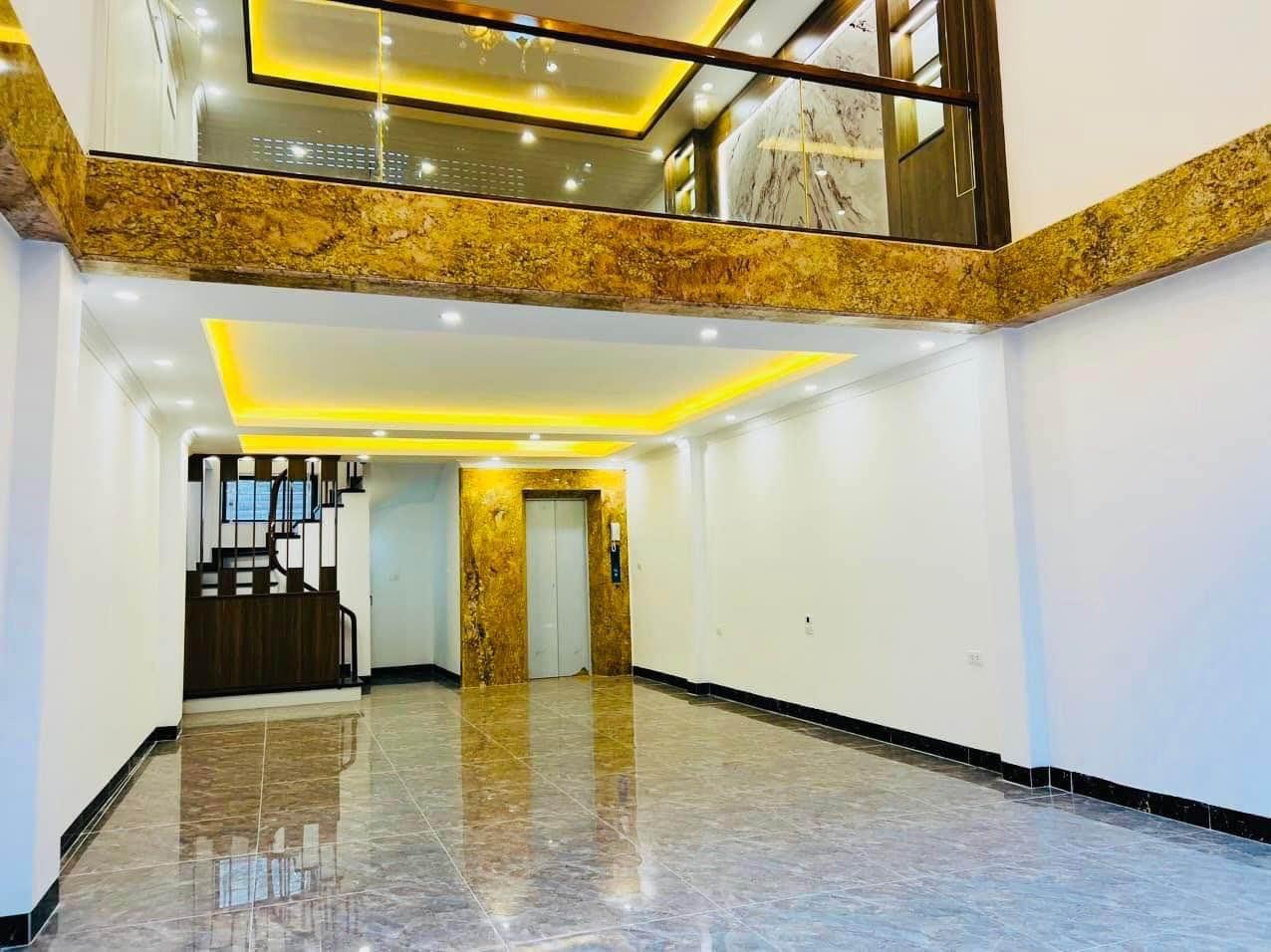 Bán nhà Ngọc Hà, Ba Đình, 6 tầng thang máy, nhà lô góc, vài bước ra Phố. Giá 7.3 tỷ