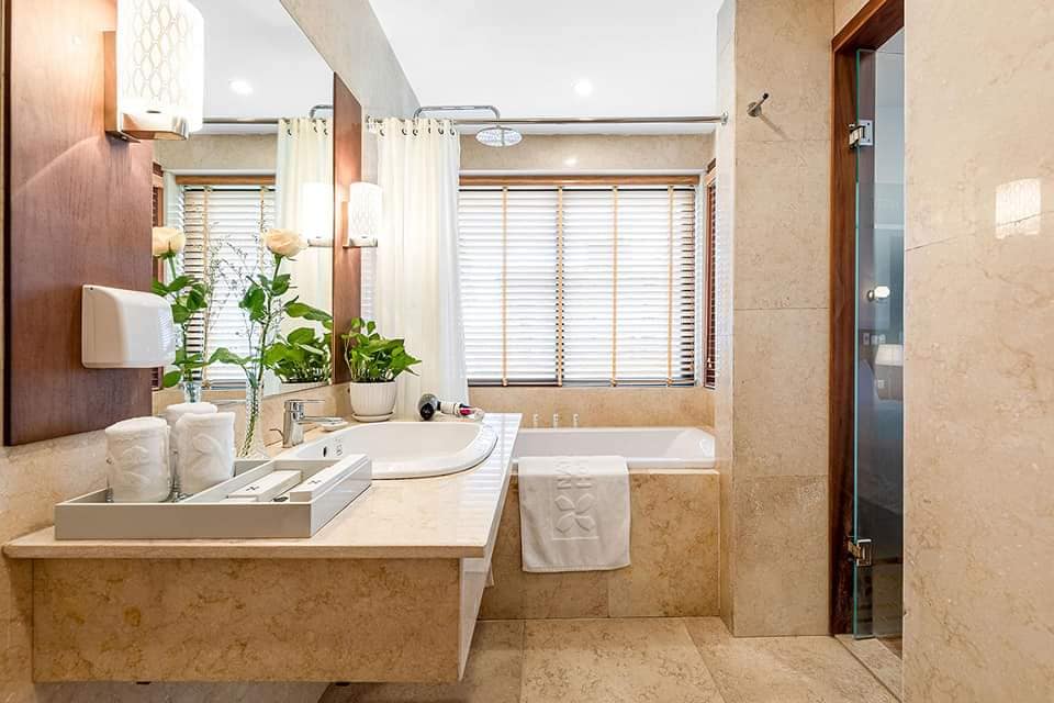 KHÁCH SẠN TRẦN THÁI TÔNG 150m2 –MT 9m- TỰ VÂN HÀNH 500TR/THÁNG . GIÁ CHÀO 73 TỶ