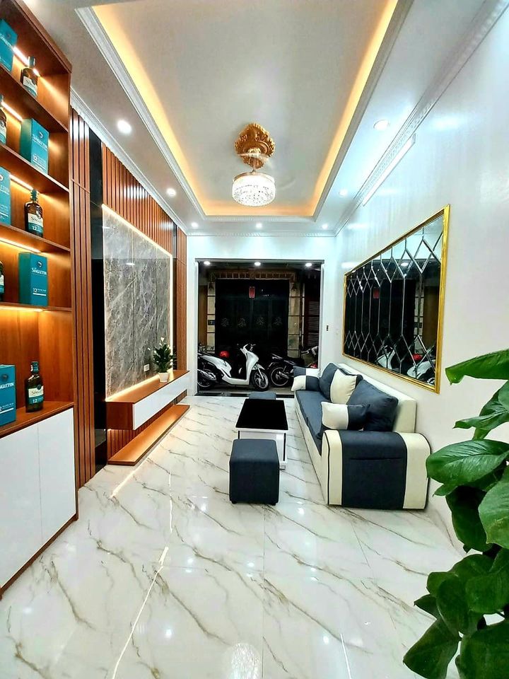 BÁN NHÀ #THANH NHÀN – LÔ GÓC – 5 TẦNG – 3.55 TỶ.