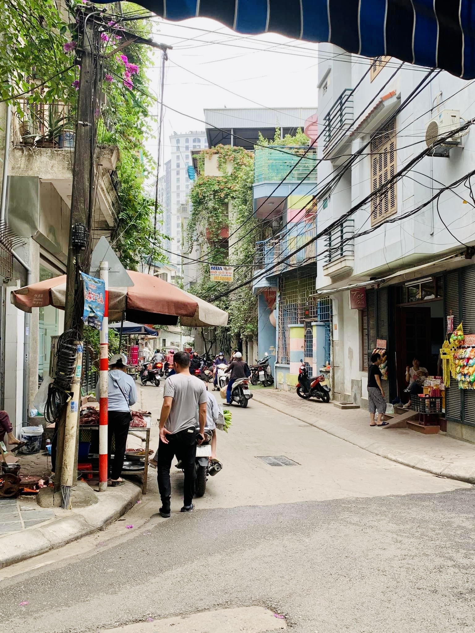 BÁN NHÀ NGÕ 84 LĨNH NAM QUẬN HOÀNG MAI - 70M 6 TẦNG MT 4.1M - GARA OTO VÀO NHÀ THANG MÁY NHÀ MỚI ĐẸP Ở SƯỚNG